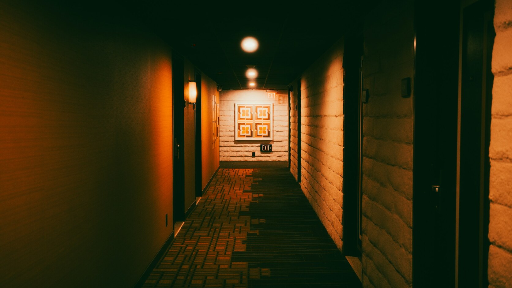 TWIN Hotel, Spa and More: The Elevator Horror Game CaseOh Played, and the Ending He Missed