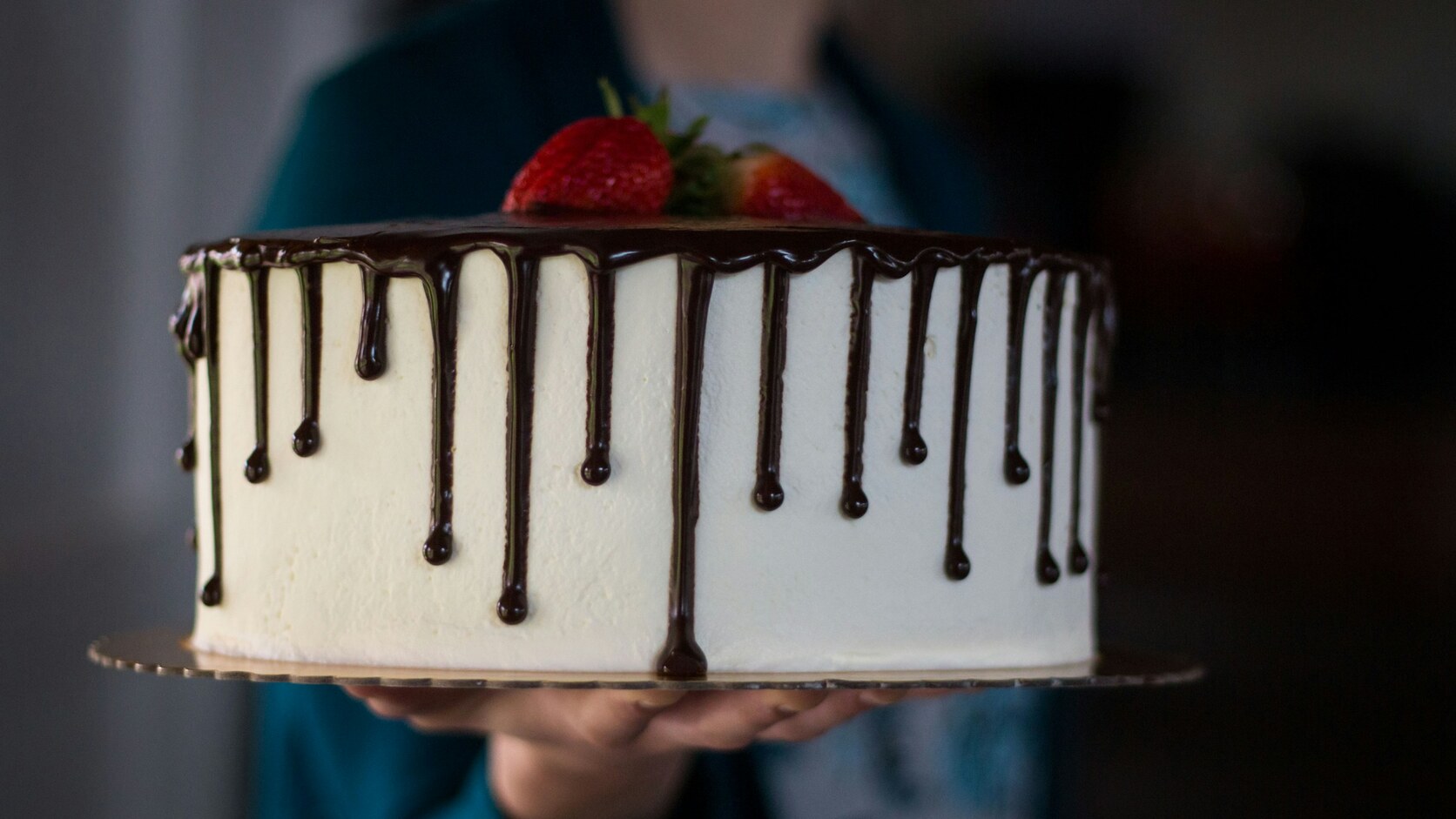 Don't Drop The Cake: What the Horror Game Is, How Long It Takes and Why It Ends in Tears